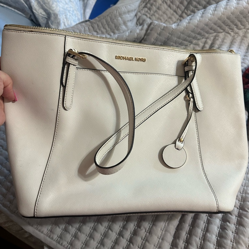 Michael Kors White Leather Wristlet